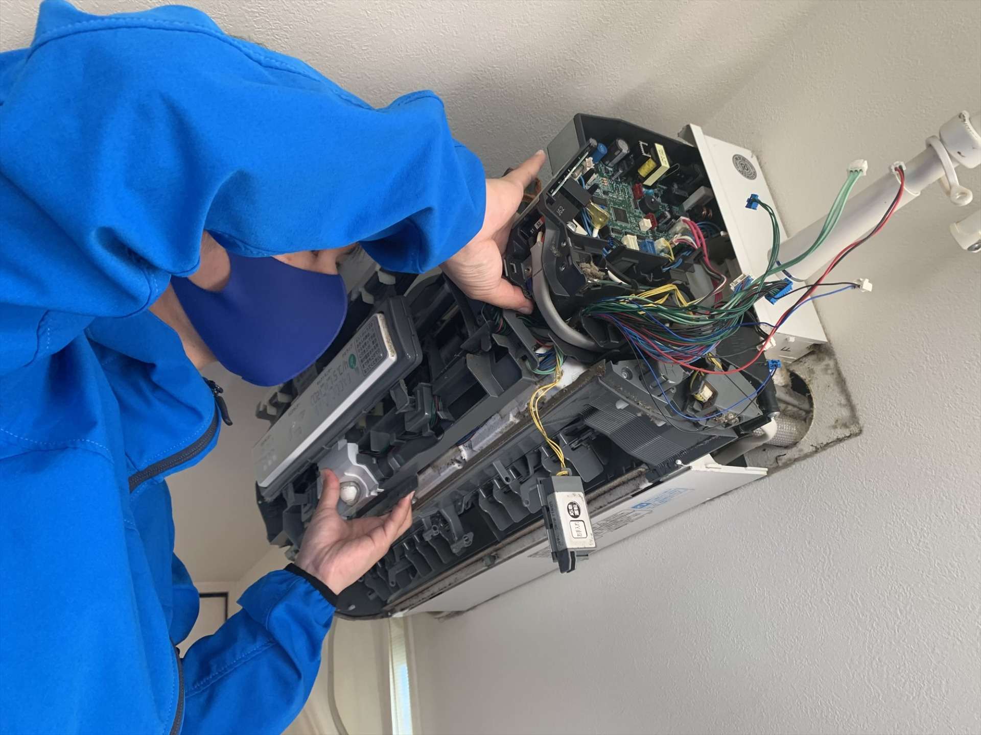 エアコンクリーニング(お掃除機能付)